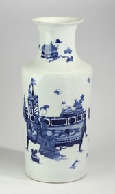 Chinese blue and white rouleau porcelain vase