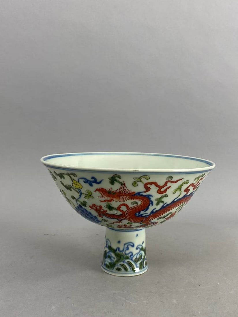 Chinese Asian porcelain: Photo was taken under natural light. Size please refer to the reference