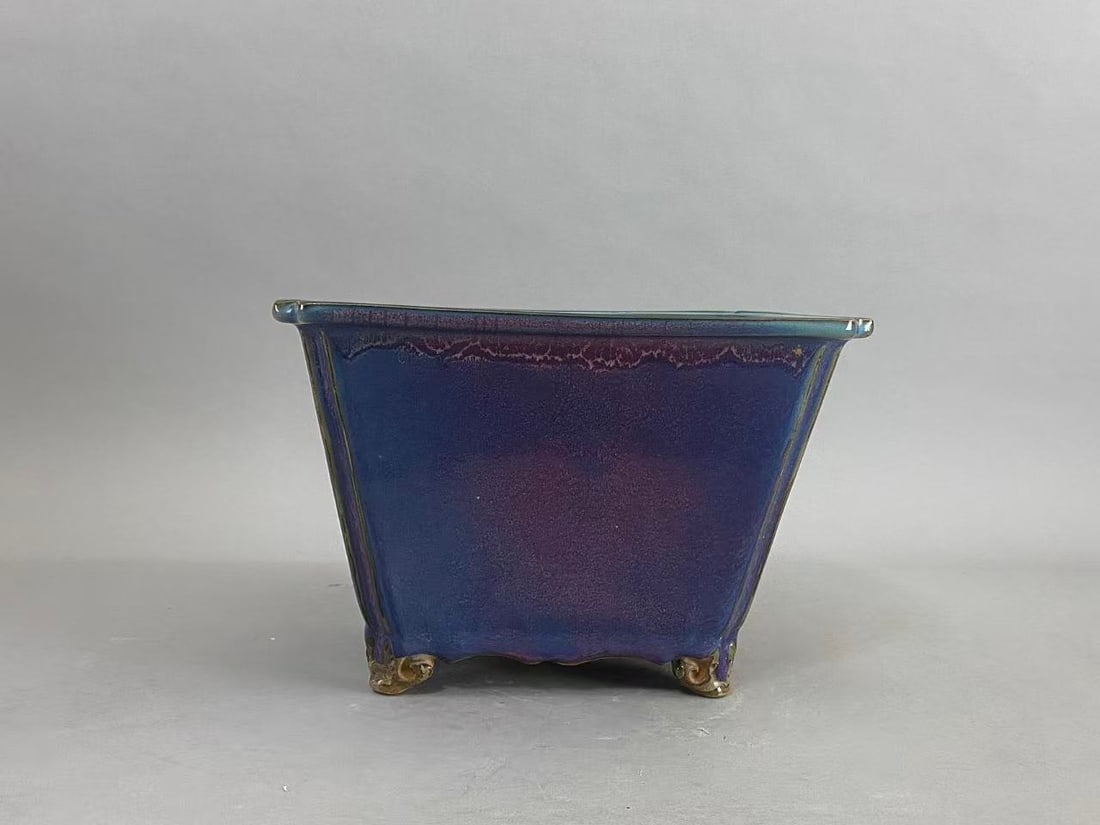 Chinese Asian porcelain: Photo was taken under natural light. Size please refer to the reference