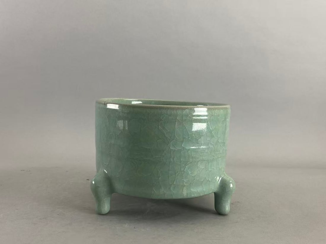 Chinese Asian porcelain (1 of 6)