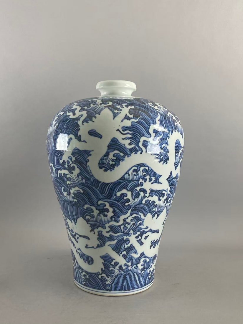 Chinese Asian porcelain (1 of 6)