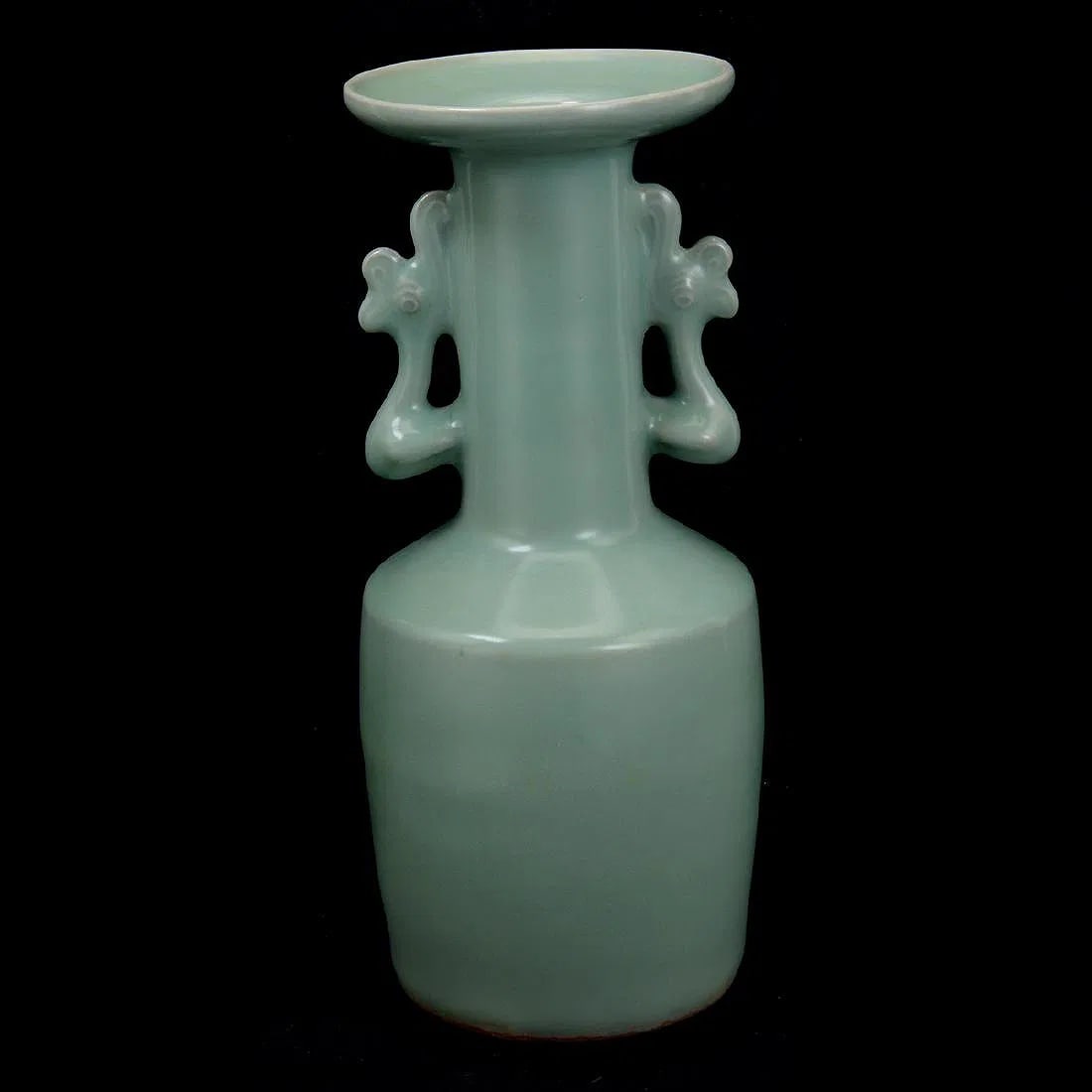 Chinese Longquan Celadon "Twin Phoenix" Mallet Vase. (1 of 4)