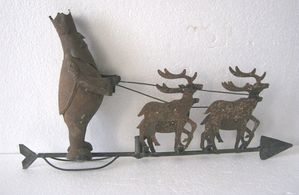 Iron Santa Claus Reindeer Weather Vane (1 of 5)