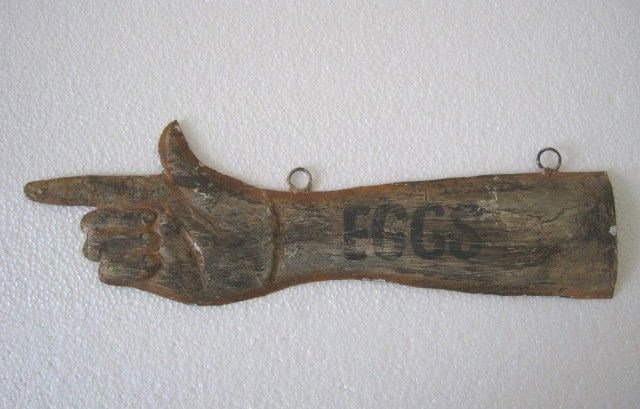 Eggs Hand direction trade sign (1 of 4)