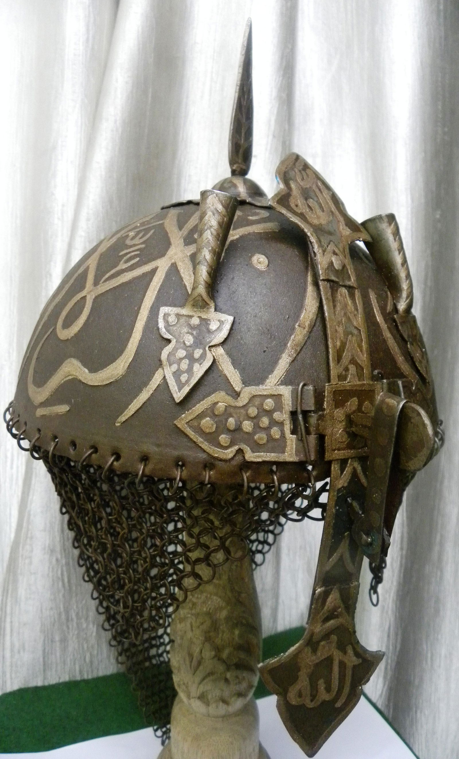 STUNNING MUGHAL WARRIOR BATTLE HELMET ARABIC (1 of 7)