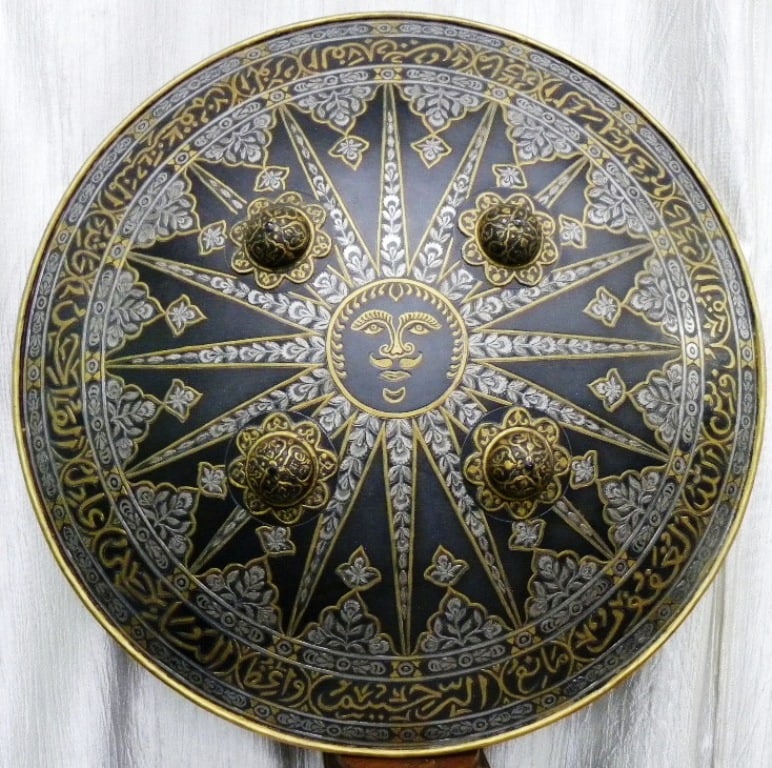 ARMOR MUSEUM LEVEL PERSIAN STYLE MILITARY WARRIOR SHIELD SUN FIG. RAYS & ARABIC CALLIGRAPHY (1 of 4)