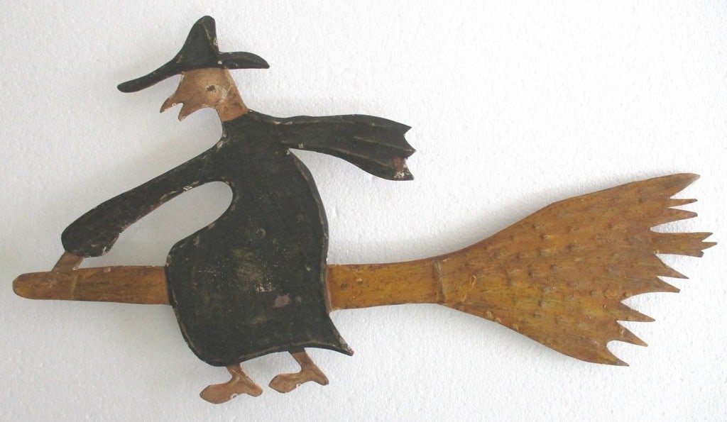 Iron witch on broom weather vane: Iron witch on broom weather vane . Size : 11.50 x 21.00 x 1.00 inch . Ref :79 .