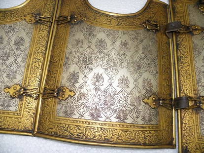 ARMOR MUSEUM LEVEL PERSIAN STYLE WARRIOR CHEST PLATES 4 SIDES MEDALLIONS FLORAL: History: Persian Char-aina , literally the four mirrors. For plate sworn over ZIRAH or shirt in Persian, India and central Asia. The armor plates can be round or rectangular. Province : Persian. Made