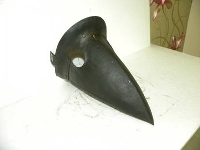 RARE PUNISHMENT STEEL MASK LONG EAGLE BEAK STEEL HAND MADE: PUNISHMENT MASK: Beautifully hand made steel mask of eagle beak design face. This is a symbol for punishment who does anything very wrong. Belt of mask is missing. After making wear this mask was tied