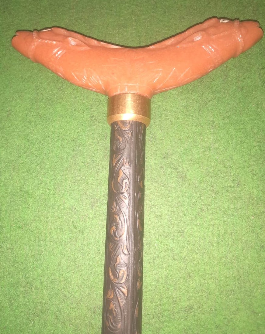 A MUGHAL MOTTLED JADE DEVISH CRUTCH TAKIESH HILT HIDDEN SWORD ARABIC INSCRIPTION CANE ENGRAVED (1 of 11)