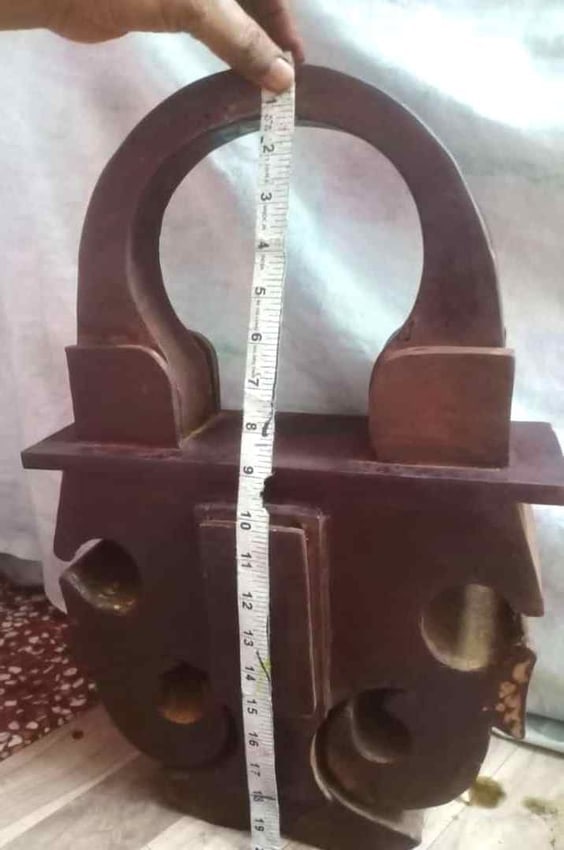 ANTIQUE HUGE HEAVY PADLOCK VERY LARGE SIZE & RARE LONG KEY WORKING USED IN OLD PALACE FORTS JAILSA (1 of 14)
