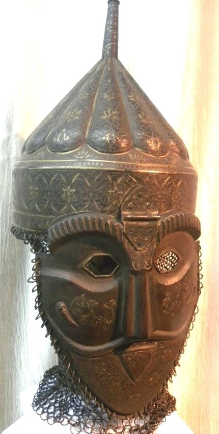 ANTIQUE AUTHENTIC OLD STOCK INDO PERSIAN HELMET & MASK WITH CONICAL CROWN (1 of 8)