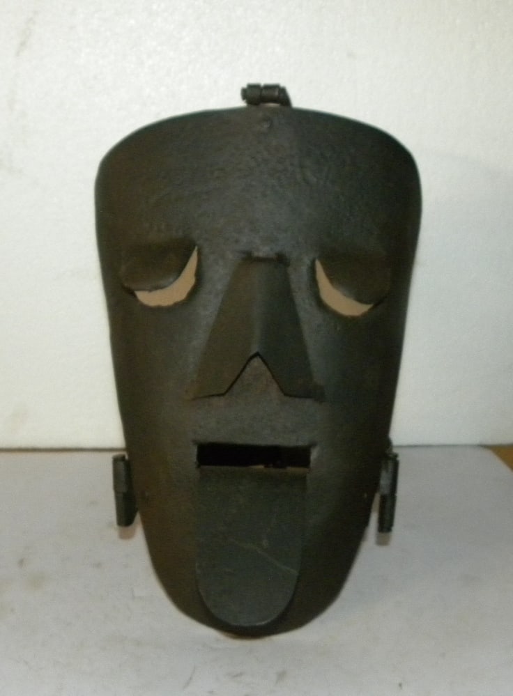 BRANK SCOLDS BRIDLE SHAME MASK HUMILIATION LONG TONGUE STEEL (1 of 10)