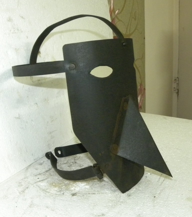 SHAME MASK STEEL BRANK SCOLDS BRIDLE HUMILIATION BIRD PEAK (1 of 6)