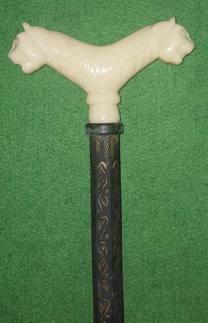 OLDINCREDIBLE DERVISH CRUTCH MUTTEKA HANDLE QUARTZ STONE ENGRAVE TENDRIL DESIGN 2 LION HEAD & SHAFT (1 of 5)