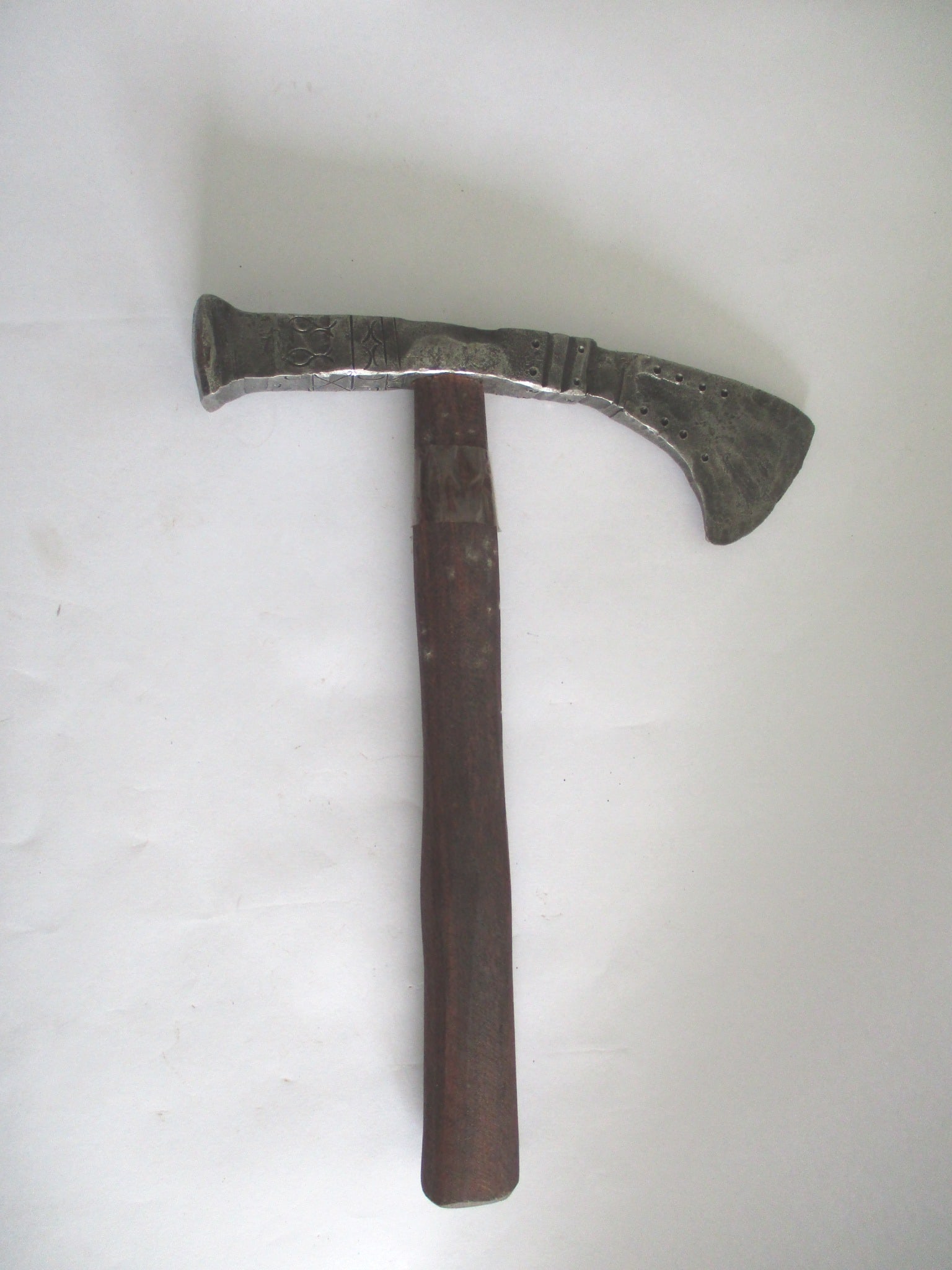 ANTIQUE OLD BATTLE AXE HAMMER UNUSUAL RARE FINE DESIGN BOTH SIDES (1 of 10)