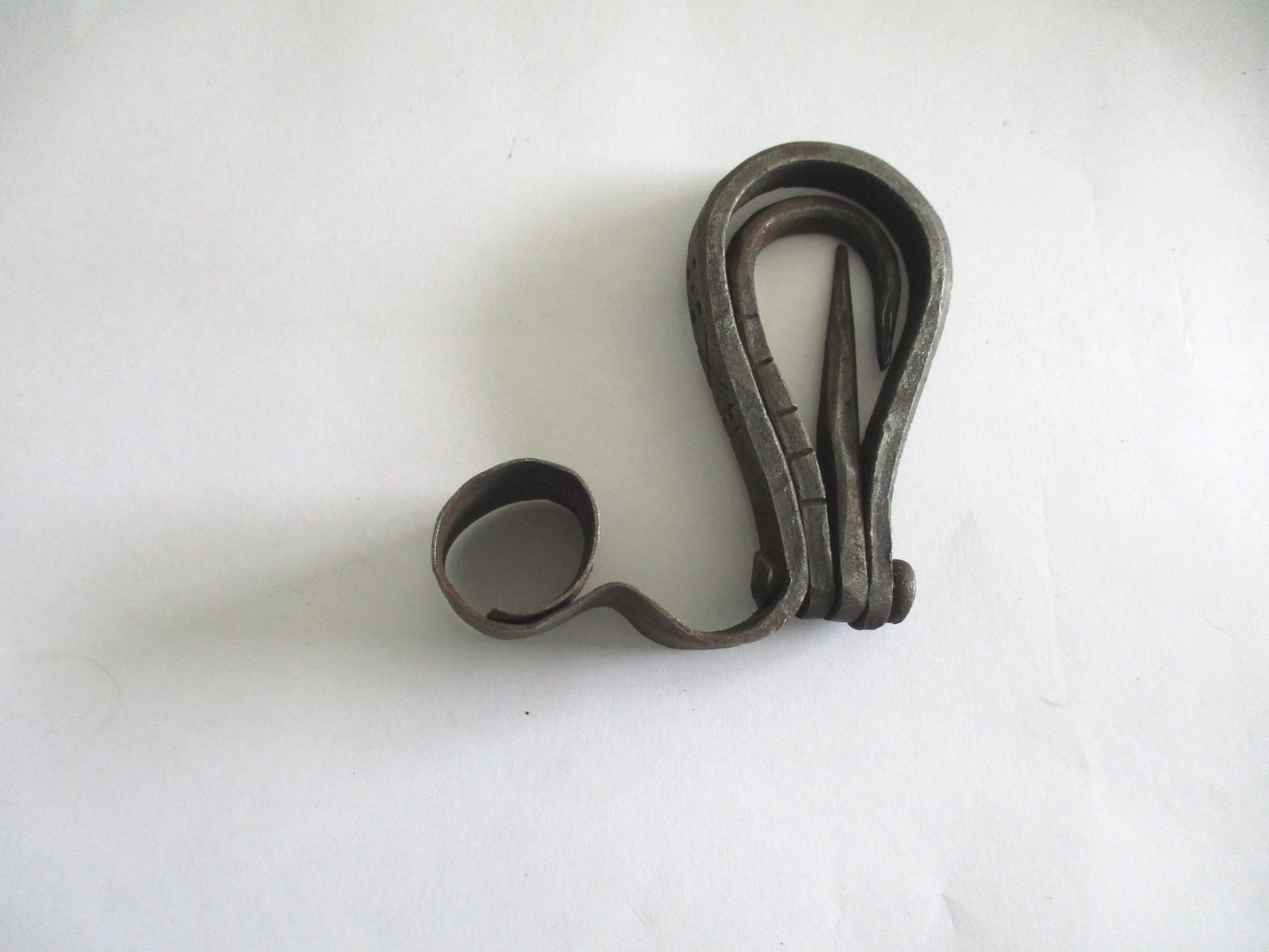 ANTIQUE FOLDING MINERS CANDLESTICK STICKING TOMMY RARE UNUSUAL 1900's: ANTIQUE FOLDING MINERS CANDLESTICK STICKING TOMMY RARE UNUSUAL 1800's to 1900's n.Approximate size after folding : 3.00 x 2.75 x 1.00 inch . Ref : 1735 / 19326 .