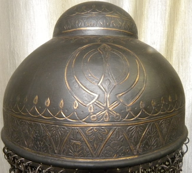 ANCIENT SIKH INCREDIBLE HELMET BUMP TOP 4 SYMBOLIC KHAND ENGRAVED TO FIT HAIR KNOT OF SIKH WARRIOR (1 of 5)