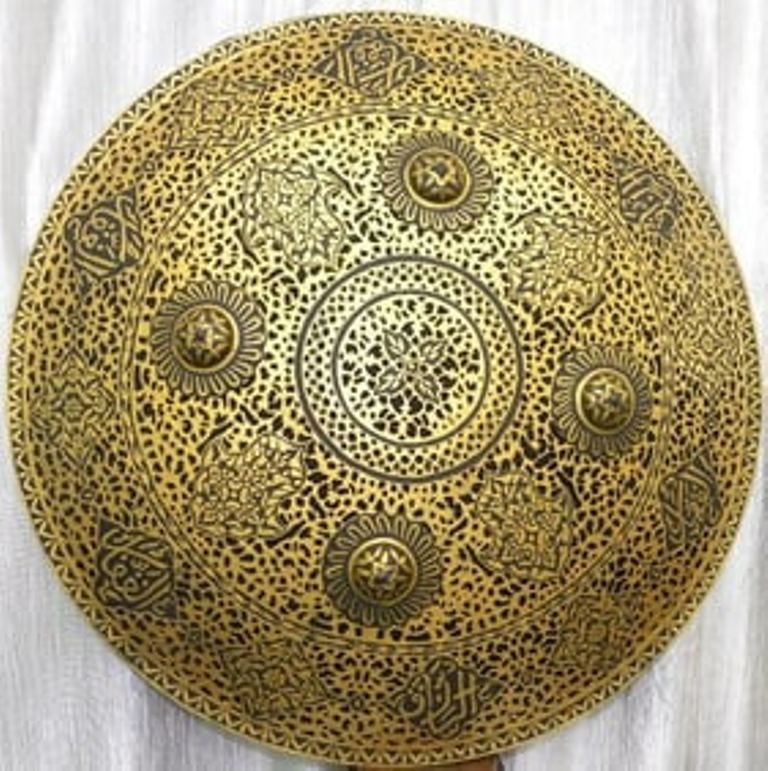 ANICENT ORNATE SHIELD INCREDIBLE UNBELIVABLE ART ARABIC INSCRIPTION SURFACE FLORALDENSED POERCED (1 of 10)