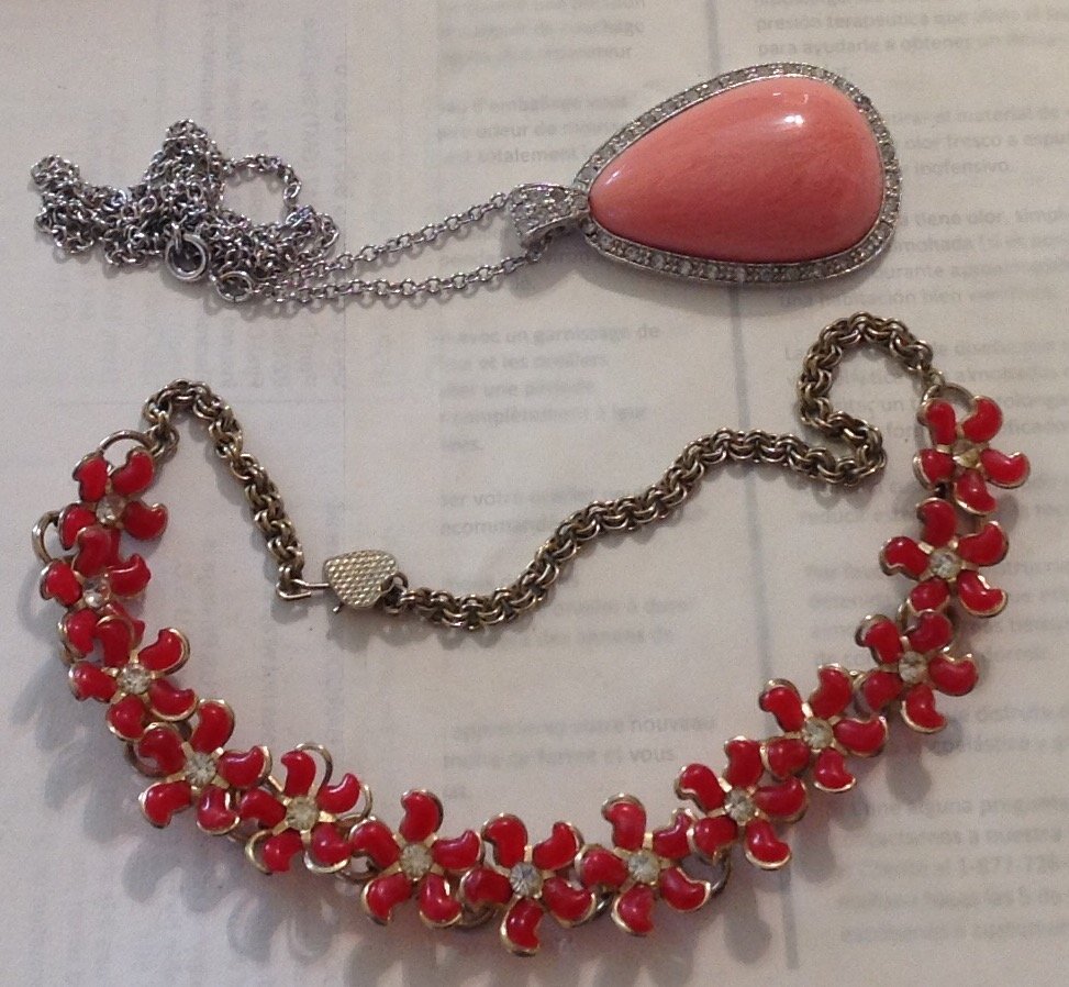 Estate vintage antique assorted jewelry (T) (1 of 3)