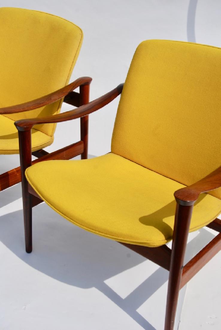 Fredrik Kayser Lounge Chairs (1 of 10)