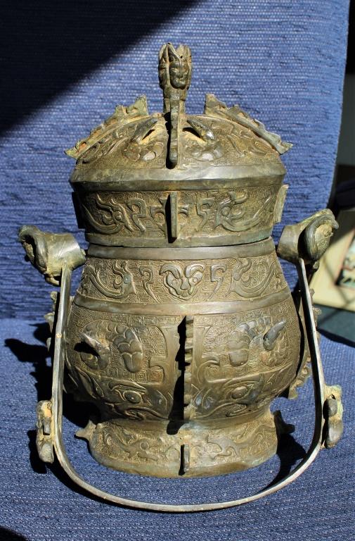 CHINESE VIETNAM Kylinh Incese bronze: A lidded caldron otr burner for altar probably from Vietnam or China with sacred animal on topof the lid (lion or unicorn) Chinese or Vietnamese origin or Southeast asia.