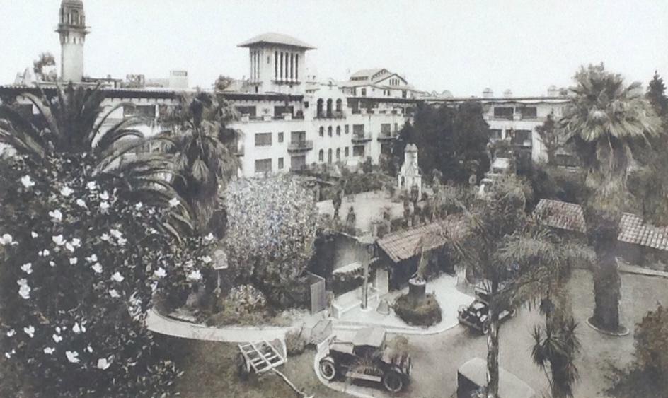 Mission Inn, Riverside, California Old Photo (1 of 5)