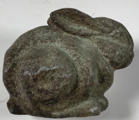 Garden Bunny rabbit sculpture (1 of 4)