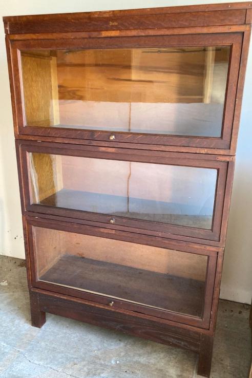 Globe, Barrister bookcase (1 of 6)