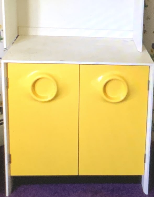 Broyhill bookcase and cabinet, MCM (1 of 7)