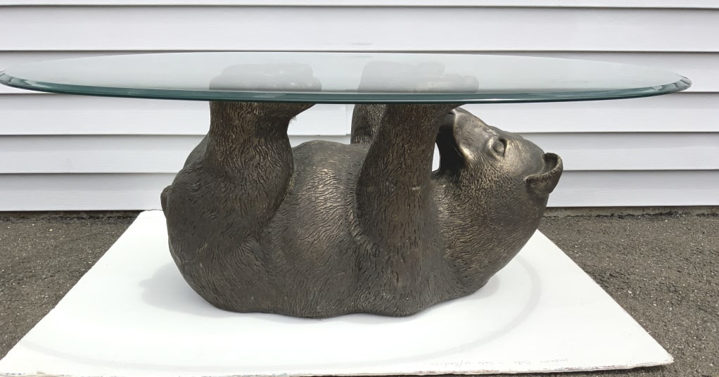 GRIZZLY BEAR GLASS TOP COFFEE TABLE (1 of 7)