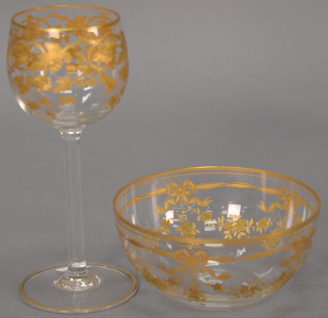 Nineteen piece lot with ten stems and nine finger (1 of 7)