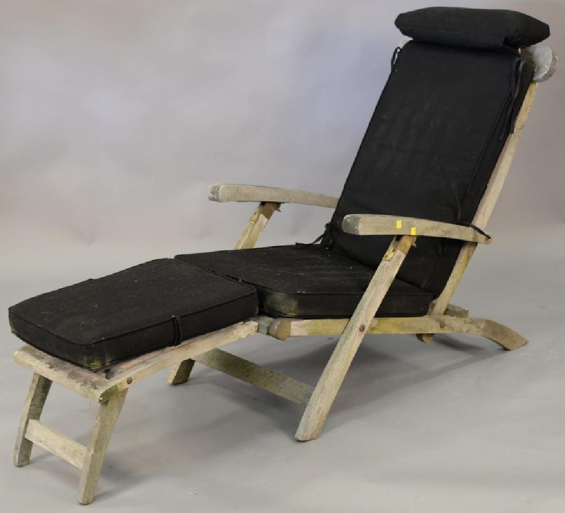 Set of three teak folding lounge chairs with adjustable (1 of 4)