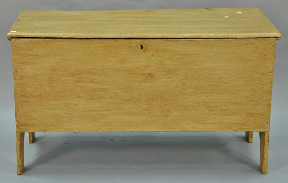 Painted lift top blanket chest. lg. 45 1/2in. (1 of 4)