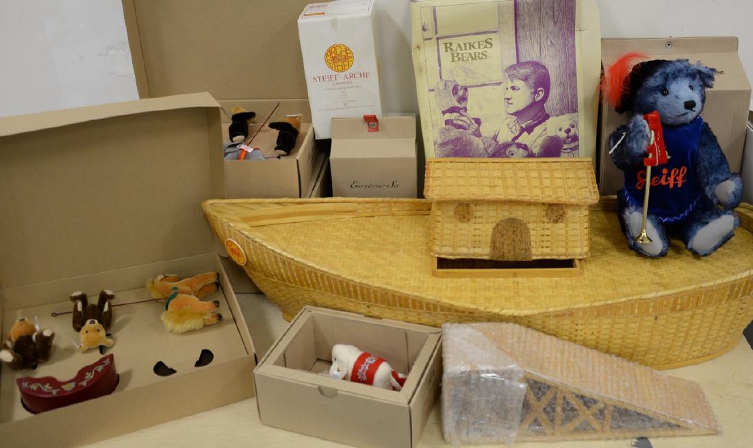 Group of eleven Steiff stuffed animals in original (1 of 7)