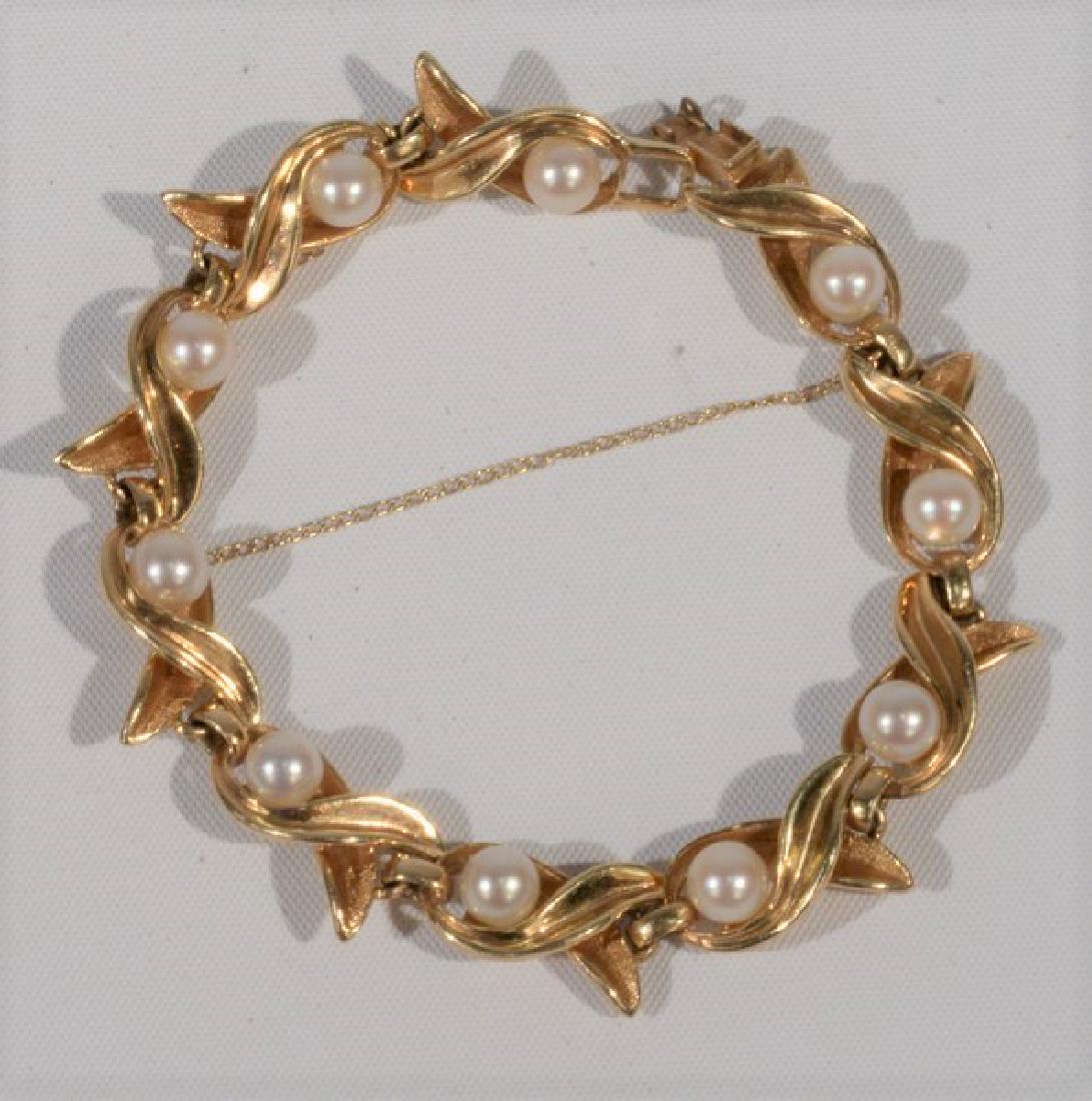 NO CREDIT CARDS FOR JEWELRY  18 karat gold and pearl (1 of 6)