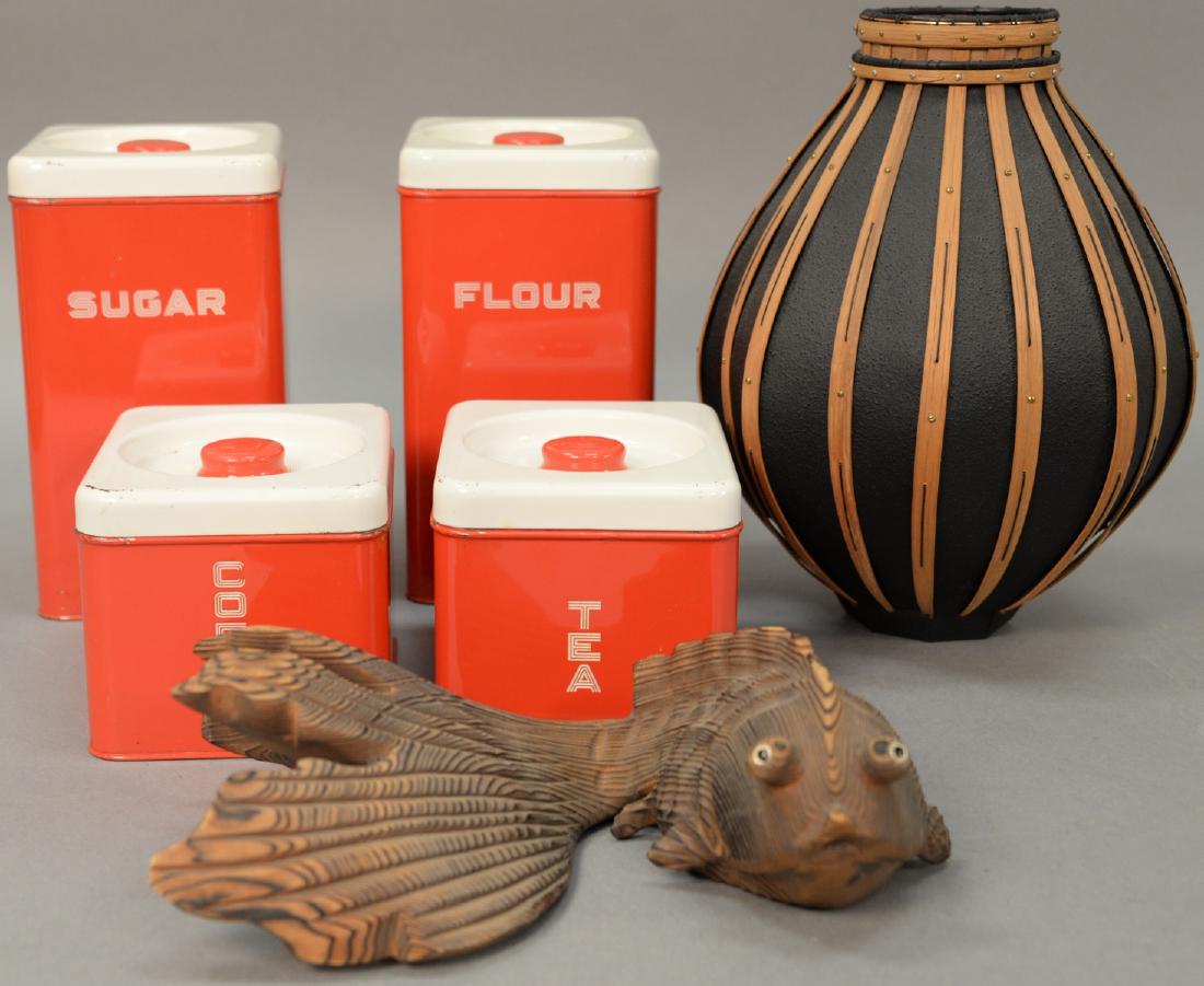 Large assorted lot to include 50's tins, picture (1 of 9)