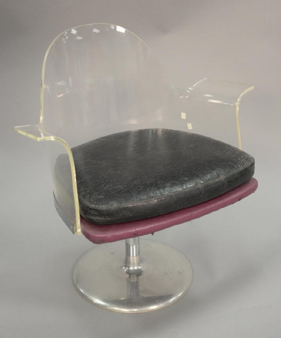 Lucite swivel chair, attributed to Vladimir Kagan: Lucite swivel chair, attributed to Vladimir Kagan