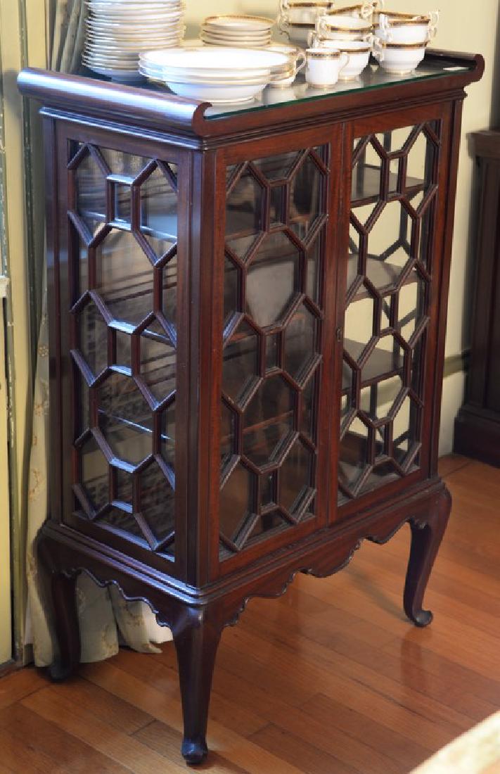 Pair of mahogany curio cabinets with two doors, each (1 of 4)