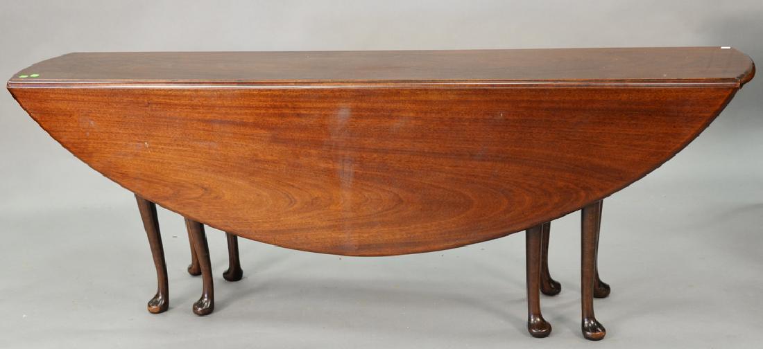 Mahogany Queen Anne style Irish Wake table, 20th: Mahogany Queen Anne style Irish Wake table, 20th century. ht. 29 1/2 in., top: 13 1/2" x 83"