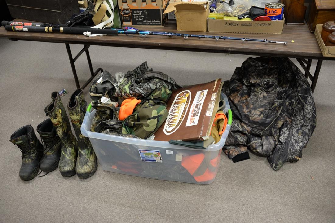 Winchester one piece coverall new XXL, camo jacket,: Winchester one piece coverall new XXL, camo jacket, Rock XL pants, 38x34 pants, several coverall including Scentlok 2XL, hats, vests, XXXL jacket, decoy, Remington XXL jacket size 9, 800 gram thinsula