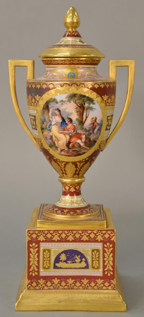 Meissen urn with cover having two gilt handles,  urn (1 of 6)