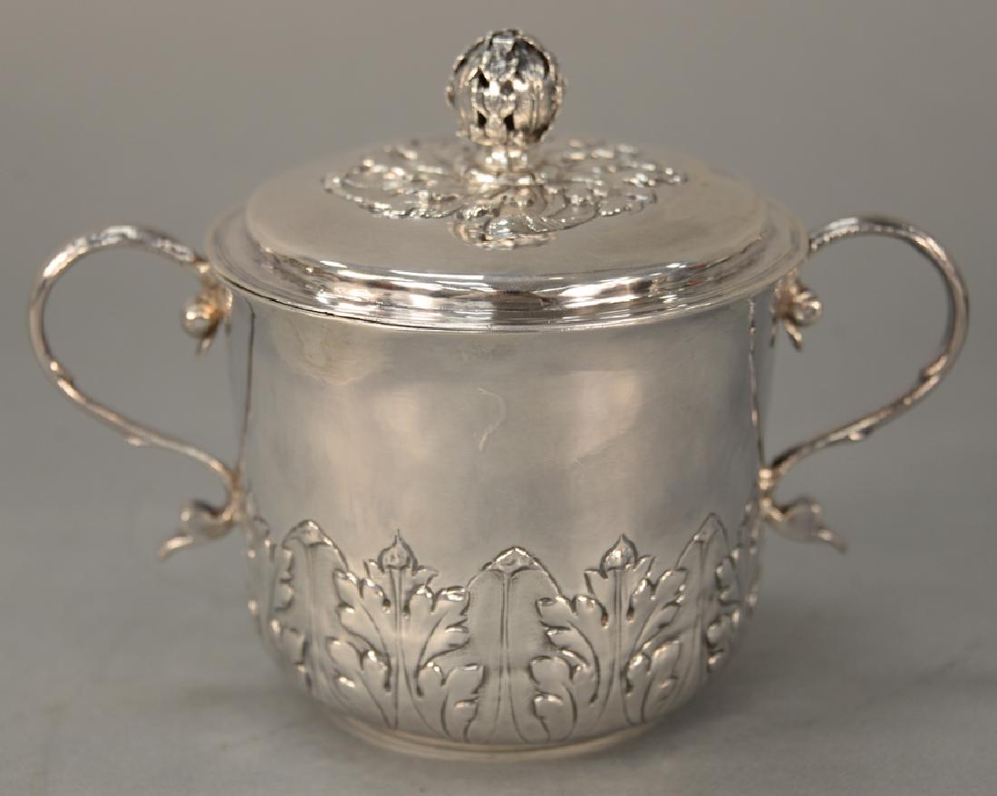 I.A.C. 1680 silver caudle cup/porringer with cover, (1 of 4)