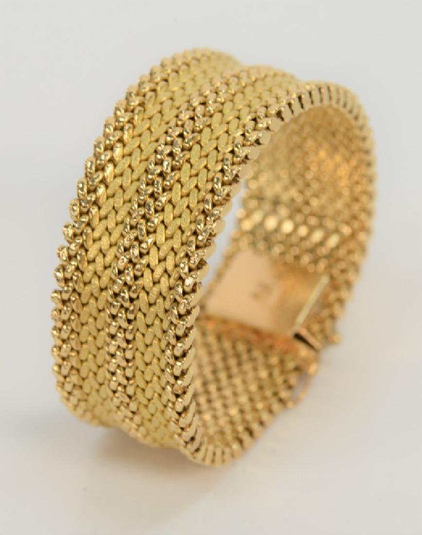18 karat gold bracelet, mesh style with three polished (1 of 3)