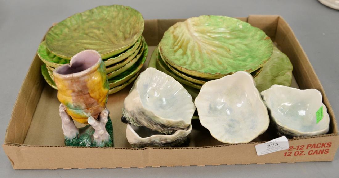 Tray lot with set of nine Italian cabbage leaf plates, (1 of 4)
