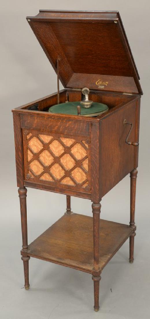 Oak Edison Victrola, working. ht. 43 in., wd. 21 in.: Oak Edison Victrola, working. ht. 43 in., wd. 21 in.