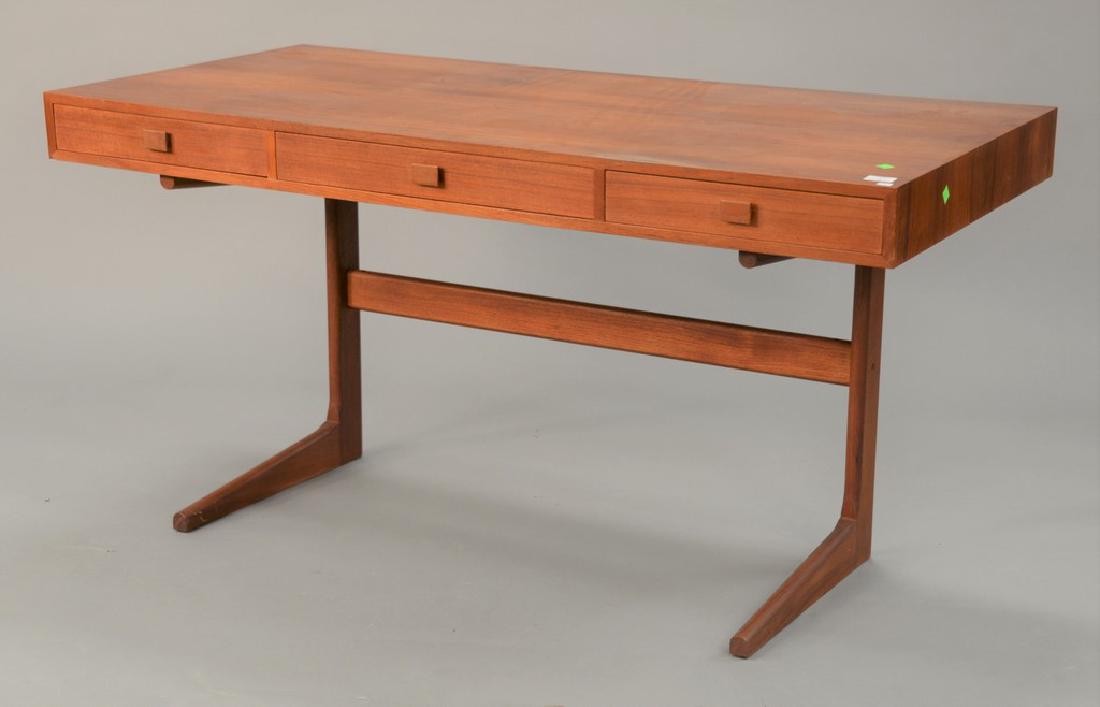 Georg Petersens Danish Modern teak desk by Mobelfabrik.: Georg Petersens Danish Modern teak desk by Mobelfabrik. ht. 27 in., wd. 55 in., dp. 26 in.