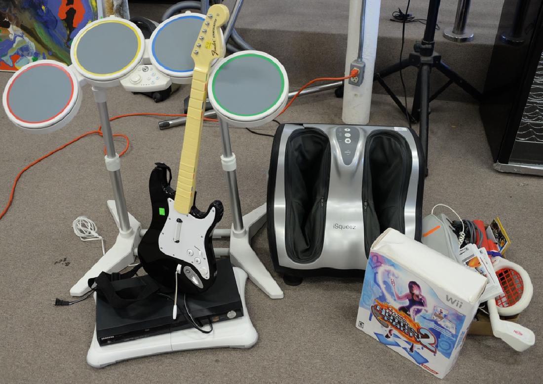 Wii equipment and iSqueez foot massager.: Wii equipment and iSqueez foot massager.