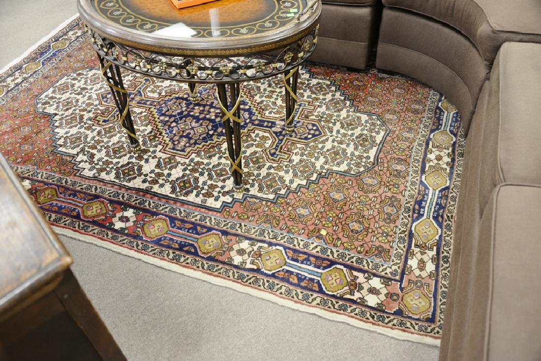 Oriental throw rug. 4'11" x 7'3": Oriental throw rug. 4'11" x 7'3"