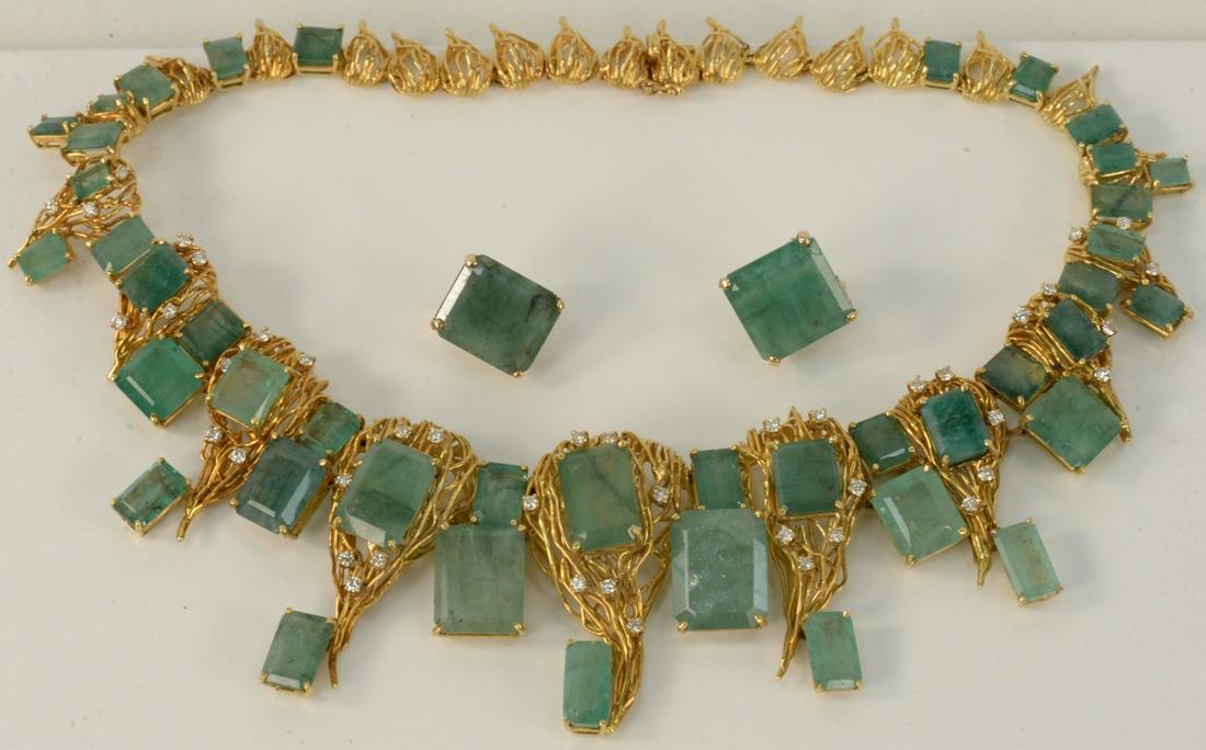 18 Karat Yellow Gold Three Piece Set, to include Mogul (1 of 11)